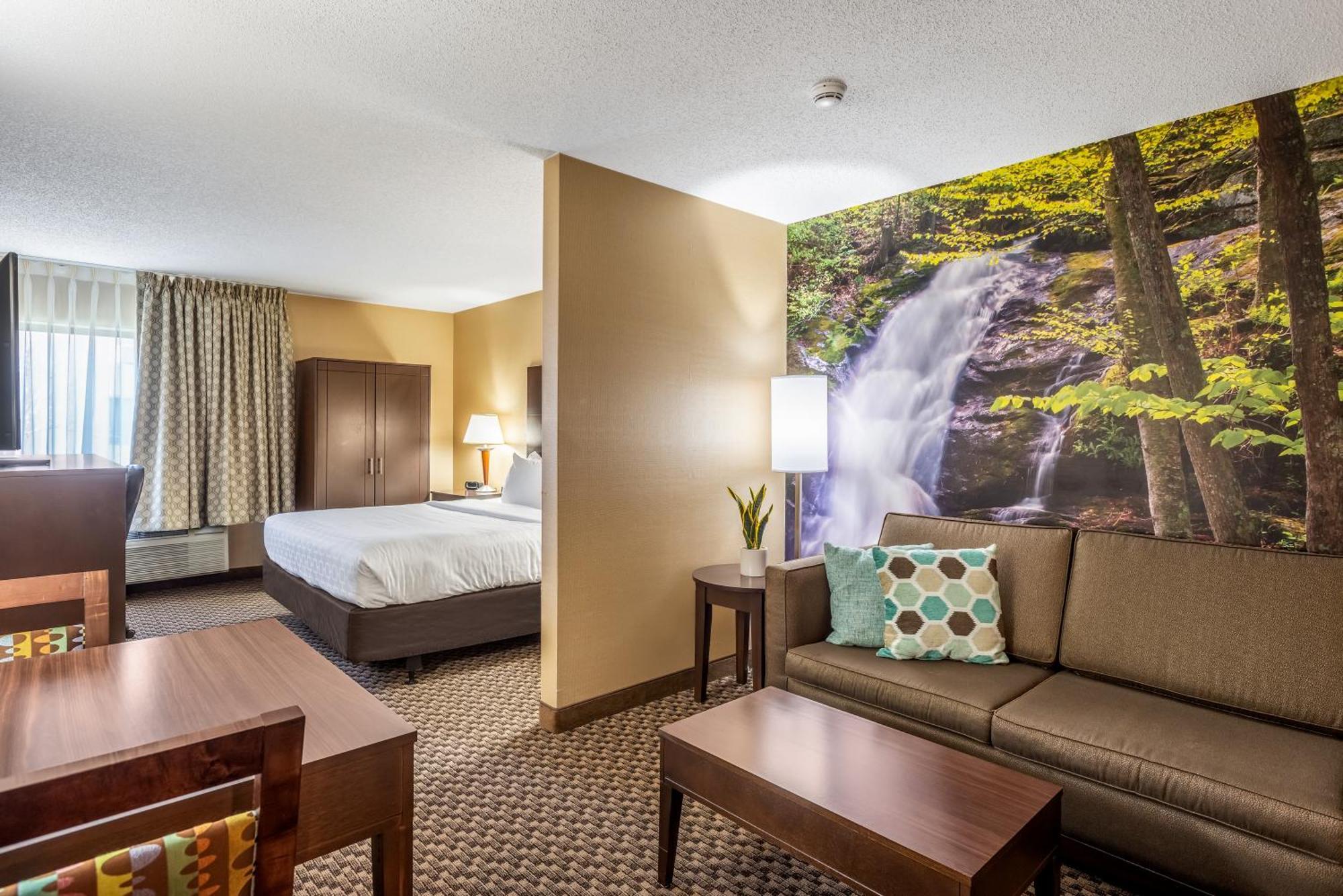 Clarion Pointe Harrisonburg Hotel Стая снимка